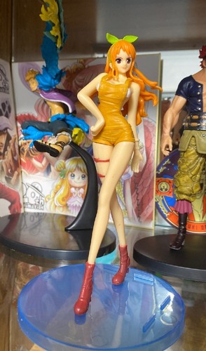 One piece figurine - nami, sexy