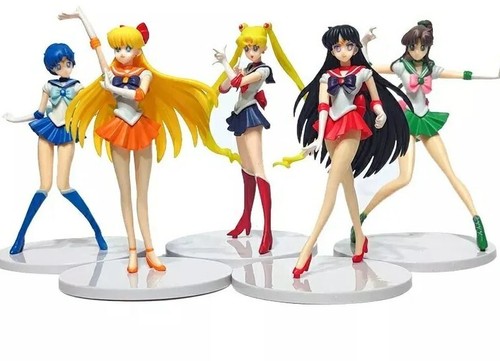 Sailor moon figurine statuette - sailor,